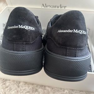 Men’s Alexander McQueen sneaker